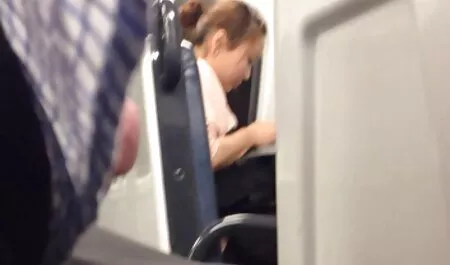 Kamera kylpyhuoneessa poistamalla hyvä ilmaiset pornot kasvojen-Isot tissit