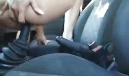 Musta, jolla on valkoinen perse, milf, kehitys. ilmaiset porno