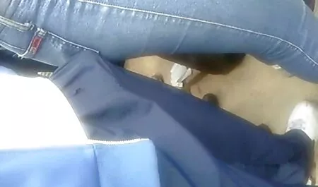 Pari, kaksi ilmaista poenoa ihmistä, homo