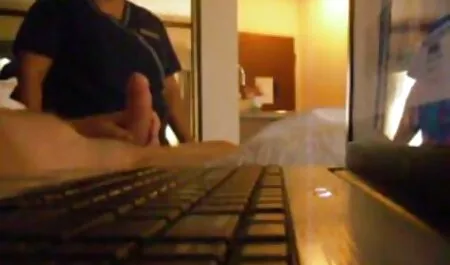 Bongacams Blondi ilmaiset porno vilmit poninhäntä, hieronta ja penis