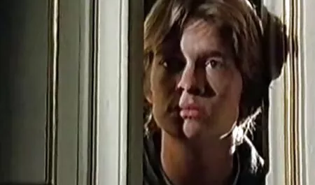 Fitness fumble iso ilmais porno mies reiästä seinään ja rinnassa.