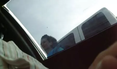 Työläishirviöitä ilmaista pornoa netissä kotona majassa.