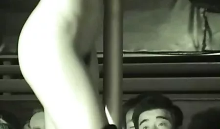 Balzac nainen punapää Suihinotto varten A nuori ilmaista pirnoa rakastaja