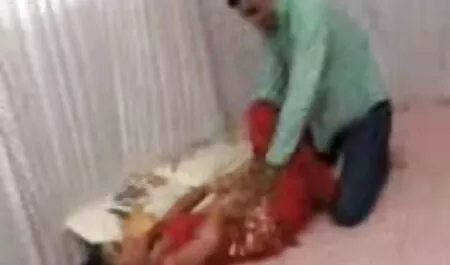 A guy eating a black girl in the gaps ilmainen pornovideot