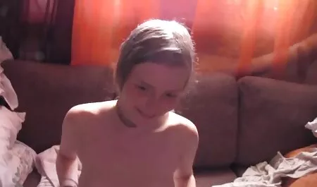 Kaikkien ihmisten silmien edessä pornoa ilmaista pornoa hemmotellut Mustat palovammat pillussa baarissa