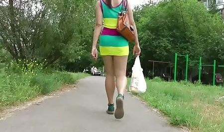 Pojat antavat hänelle kypsyyttä naida anaalia. ilmainen seksivideo