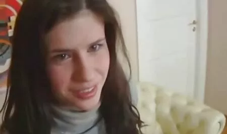 Kaunis iso kaunis Tussu silitti ilmastapornoa