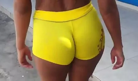 Lihas valkoinen tyttö eri aiheuttaa. ilmaista ponoa