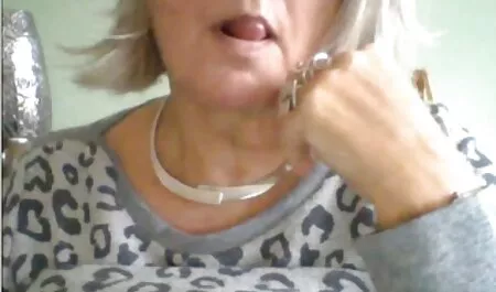 Opiskelija vanha opettaja ja hänen ilmaiset suomiporno tyttöystävänsä