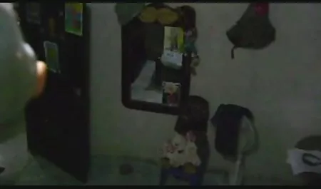 Tytöt ilmainen seksivideo harrastavat seksiä vaimon ja rakastajan kanssa