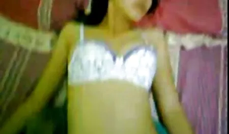 Mies, joka oli rakastellut pormoa hänen kanssaan poistuttuaan kylpyhuoneesta.