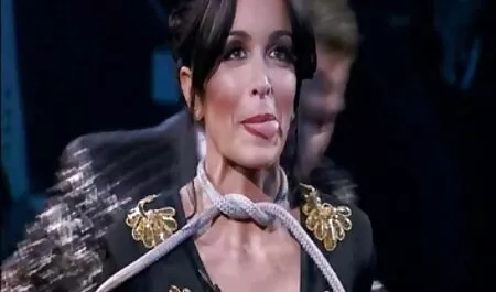 Seksiä kahden ilmaiset seksivideot kauniin tytön kanssa