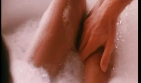 Päiväkirja reikiä ja pomosi ilmaiset lesbo videot niin yritys