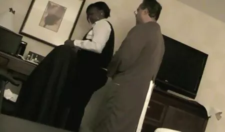 Kaunis 18-vuotias tyttö ajo nuori ilmainen porno jäsen