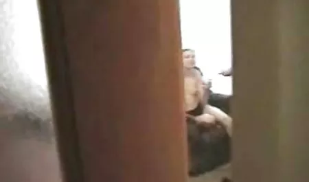 Brunette seksilelu pornoa ilmaiseksi webcam