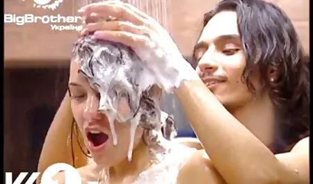 Omakohtaiset muistiinpanot: punatukkainen peto tykkää ilmais porno videot omin käsin