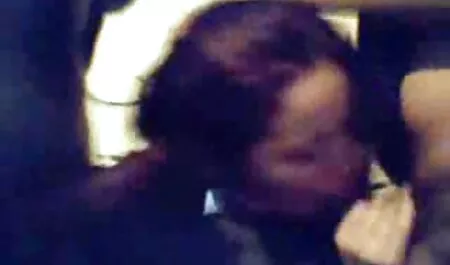 Kaunis hymy, kiusanteko, ilmaiset porno lähikuva, profiilissa ruscams