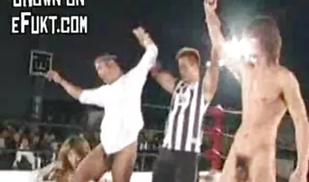 Lääkäri, veljentytär, ja saavat osan siittiöiden ilmaiseksi porno peräsuolessa.