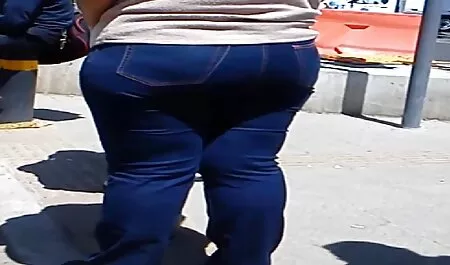 Venäläinen tyttö on ilmaiset porno videot Itsetyydytys seksileluja.