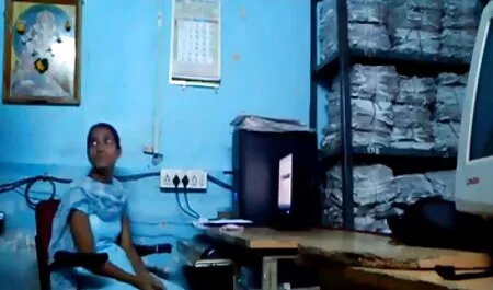 Ylellinen perse, avoin ympäristö, ja ilmaiset pornovideot penis emättimeen tyttö.