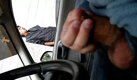 Tamara Virgin, lelut ilmaista porno videoita kameran edessä